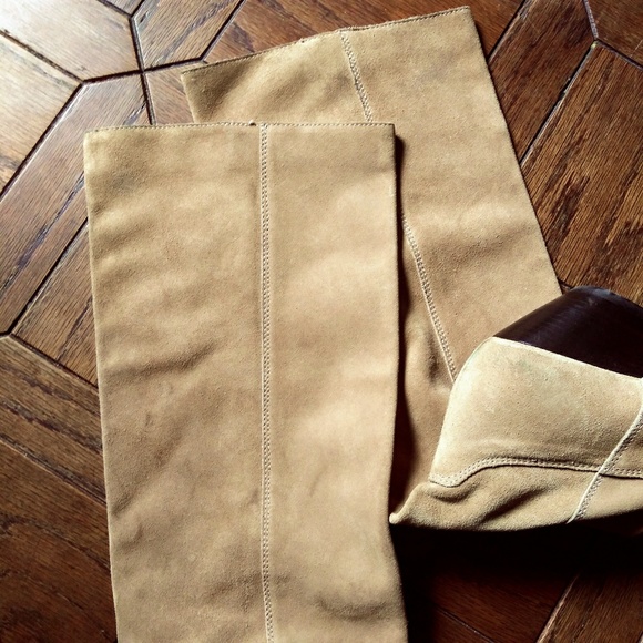 ❌❌Sold❌❌ {Michael Kors} Avery Suede Slouchy Boots - Picture 7 of 8